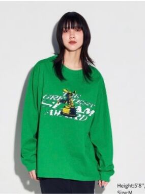 Uniqlo Green Long Sleeve Graphic Tee with Yellow Accent